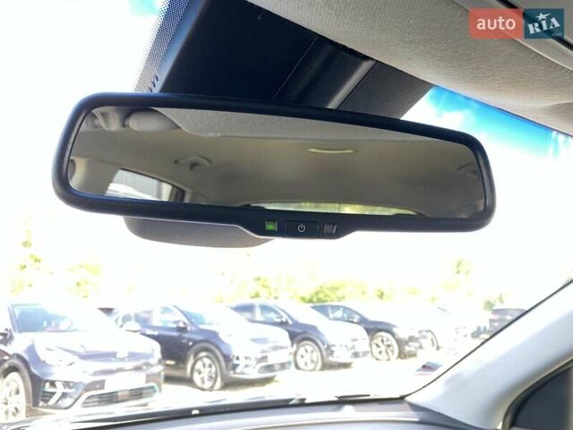 Синій Кіа Niro, об'ємом двигуна 0 л та пробігом 75 тис. км за 23900 $, фото 50 на Automoto.ua