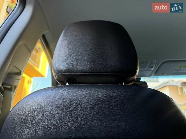 Синий Киа Niro, объемом двигателя 0 л и пробегом 138 тыс. км за 18350 $, фото 104 на Automoto.ua