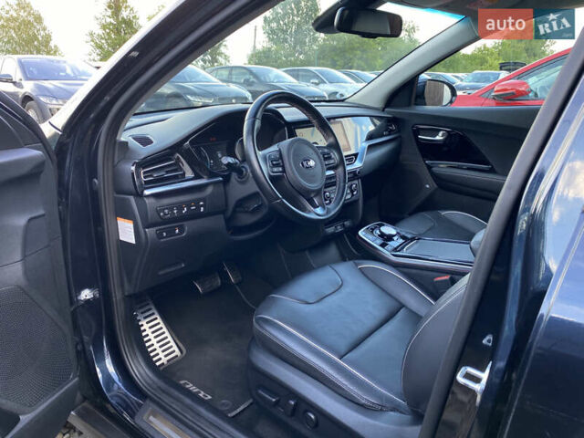 Киа Niro 2020 в Львове на Automoto.ua Синий Киа Niro, объемом двигателя 0 л и пробегом 76 тыс. км за 22900 $, фото 38 на Automoto.ua