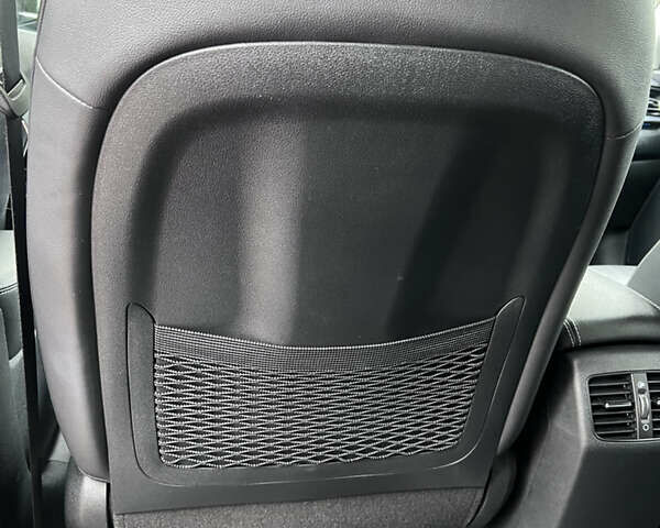 Синій Кіа Niro, об'ємом двигуна 0 л та пробігом 107 тис. км за 19200 $, фото 33 на Automoto.ua