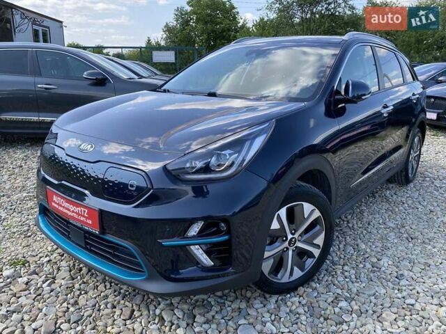 Синій Кіа Niro, об'ємом двигуна 0 л та пробігом 75 тис. км за 23900 $, фото 9 на Automoto.ua