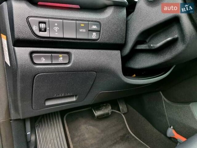 Синий Киа Niro, объемом двигателя 0 л и пробегом 67 тыс. км за 19399 $, фото 34 на Automoto.ua