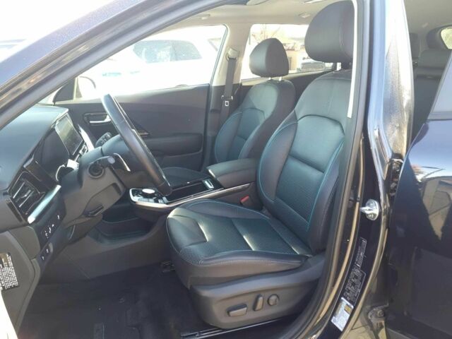 Синій Кіа Niro, об'ємом двигуна 0 л та пробігом 45 тис. км за 9500 $, фото 7 на Automoto.ua