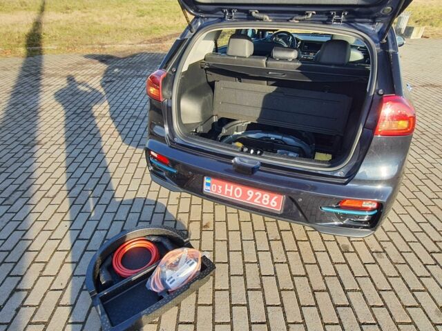 Синий Киа Niro, объемом двигателя 0 л и пробегом 108 тыс. км за 19900 $, фото 21 на Automoto.ua