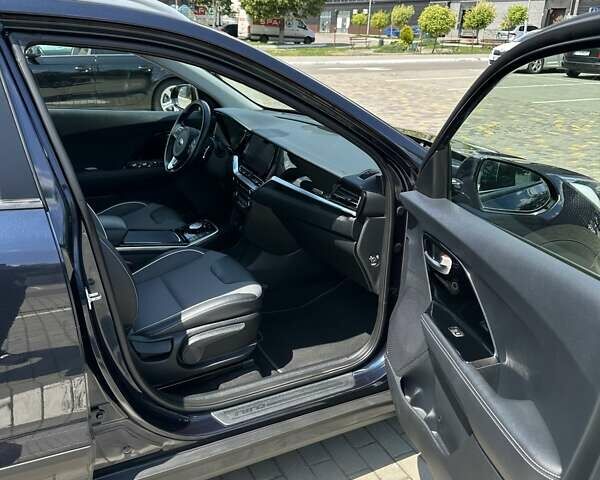 Синий Киа Niro, объемом двигателя 0 л и пробегом 100 тыс. км за 18850 $, фото 15 на Automoto.ua