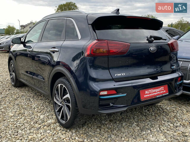 Синій Кіа Niro, об'ємом двигуна 0 л та пробігом 138 тис. км за 21200 $, фото 21 на Automoto.ua