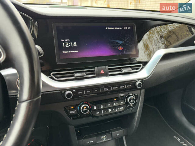 Синий Киа Niro, объемом двигателя 0 л и пробегом 115 тыс. км за 19900 $, фото 46 на Automoto.ua