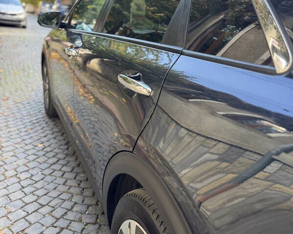 Синий Киа Niro, объемом двигателя 0 л и пробегом 156 тыс. км за 18650 $, фото 10 на Automoto.ua