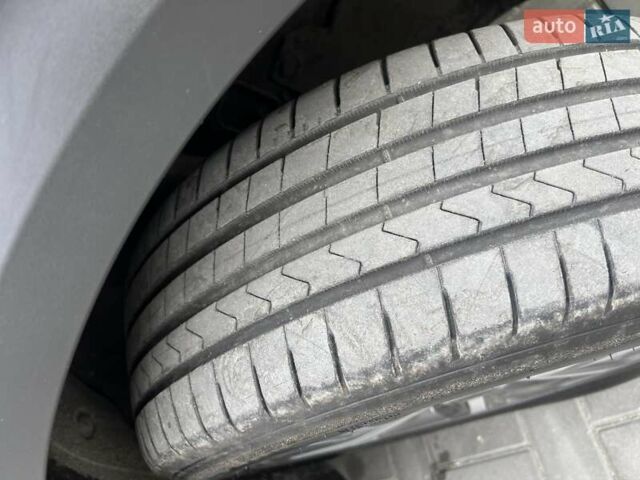 Синий Киа Niro, объемом двигателя 0 л и пробегом 89 тыс. км за 17500 $, фото 33 на Automoto.ua