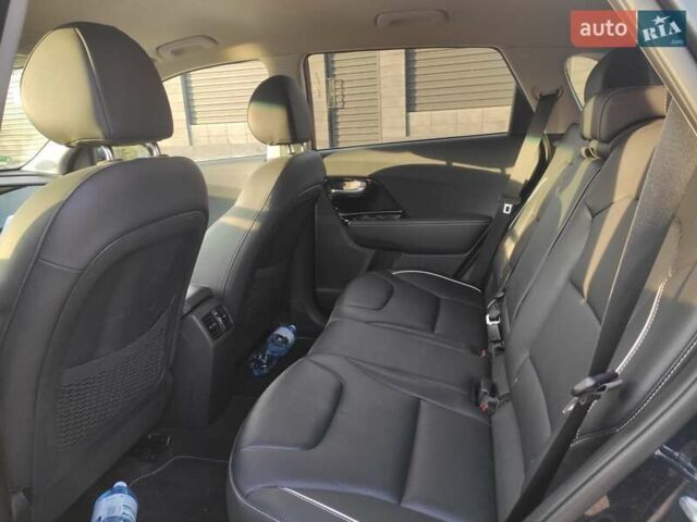 Синій Кіа Niro, об'ємом двигуна 0 л та пробігом 120 тис. км за 19890 $, фото 37 на Automoto.ua