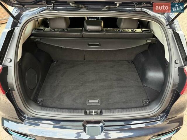 Синий Киа Niro, объемом двигателя 0 л и пробегом 129 тыс. км за 18800 $, фото 77 на Automoto.ua