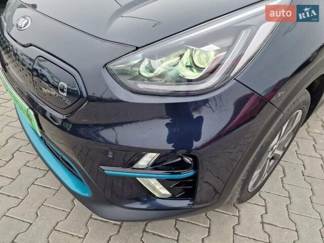 Синий Киа Niro, объемом двигателя 0 л и пробегом 173 тыс. км за 17700 $, фото 5 на Automoto.ua