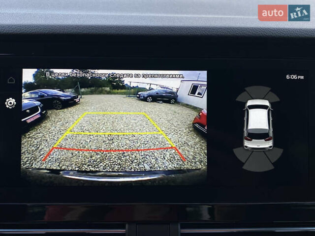 Синій Кіа Niro, об'ємом двигуна 0 л та пробігом 76 тис. км за 22900 $, фото 10 на Automoto.ua