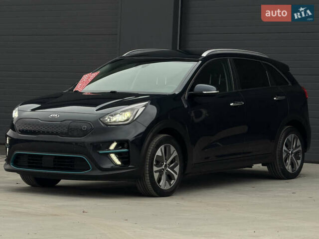 Синий Киа Niro, объемом двигателя 0 л и пробегом 135 тыс. км за 18999 $, фото 1 на Automoto.ua