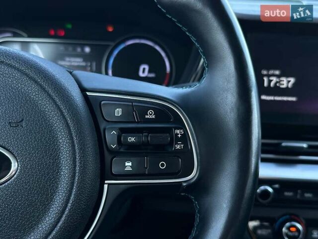 Синий Киа Niro, объемом двигателя 0 л и пробегом 58 тыс. км за 22900 $, фото 44 на Automoto.ua