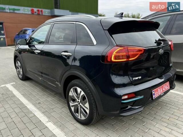 Синій Кіа Niro, об'ємом двигуна 0 л та пробігом 156 тис. км за 19300 $, фото 5 на Automoto.ua