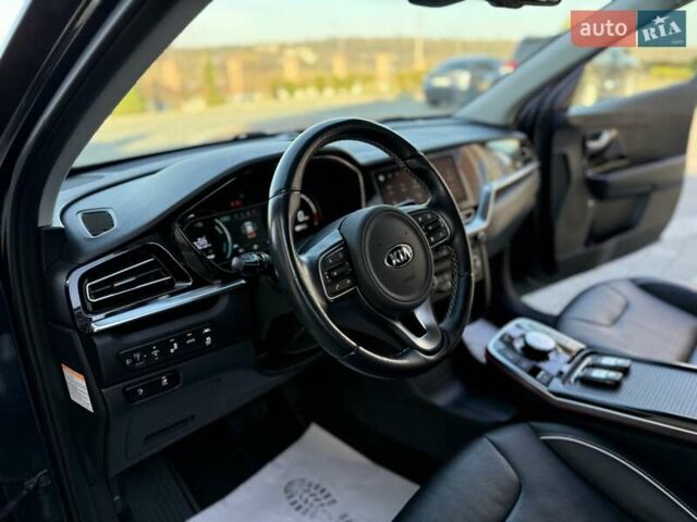 Синий Киа Niro, объемом двигателя 0 л и пробегом 78 тыс. км за 20950 $, фото 57 на Automoto.ua