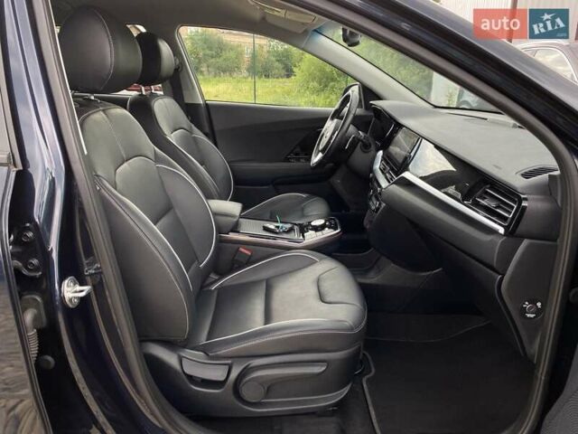 Синий Киа Niro, объемом двигателя 0 л и пробегом 72 тыс. км за 21700 $, фото 64 на Automoto.ua
