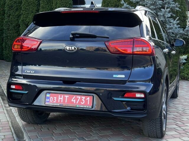Синий Киа Niro, объемом двигателя 0 л и пробегом 112 тыс. км за 495 $, фото 2 на Automoto.ua