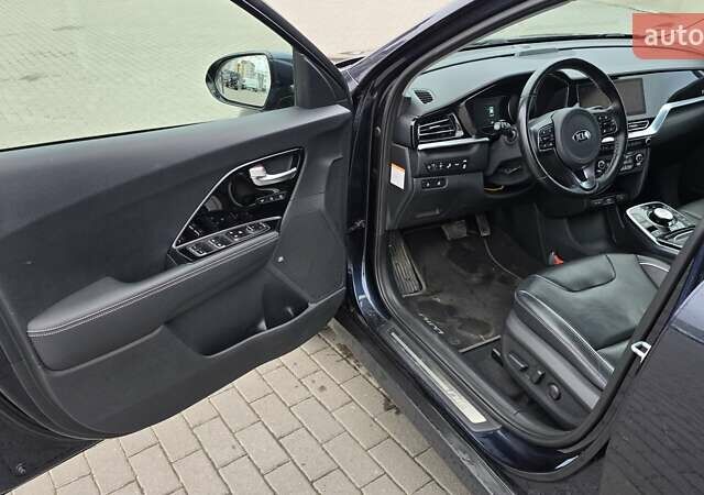Синій Кіа Niro, об'ємом двигуна 0 л та пробігом 149 тис. км за 19000 $, фото 10 на Automoto.ua