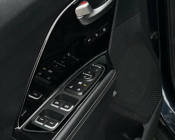 Синий Киа Niro, объемом двигателя 0 л и пробегом 115 тыс. км за 17900 $, фото 24 на Automoto.ua
