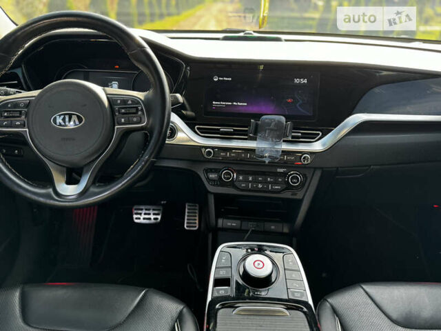 Синій Кіа Niro, об'ємом двигуна 0 л та пробігом 81 тис. км за 19699 $, фото 23 на Automoto.ua