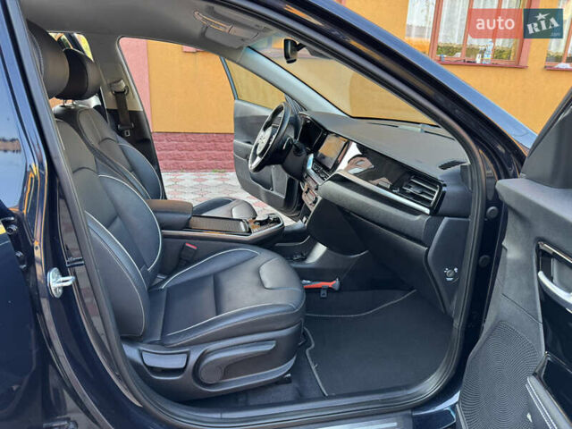 Синій Кіа Niro, об'ємом двигуна 0 л та пробігом 130 тис. км за 18199 $, фото 21 на Automoto.ua