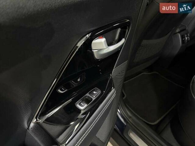 Синій Кіа Niro, об'ємом двигуна 0 л та пробігом 144 тис. км за 18799 $, фото 41 на Automoto.ua