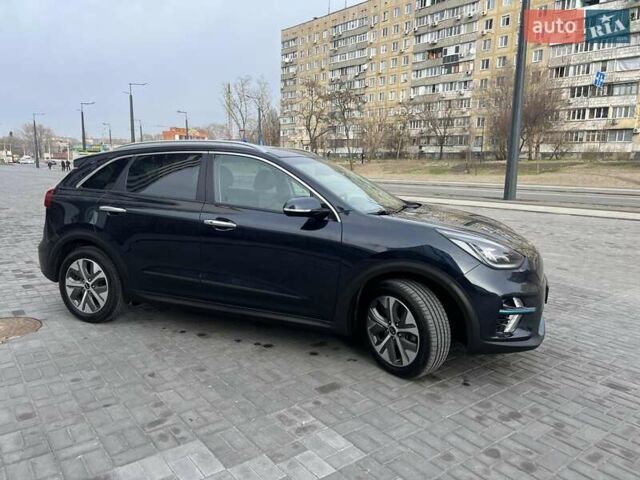 Синий Киа Niro, объемом двигателя 0 л и пробегом 89 тыс. км за 17500 $, фото 17 на Automoto.ua
