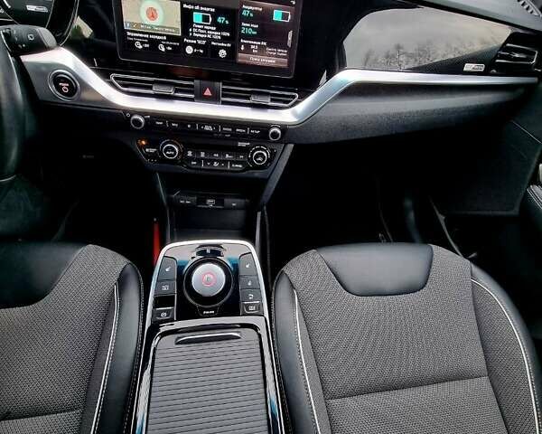 Синий Киа Niro, объемом двигателя 0 л и пробегом 67 тыс. км за 19399 $, фото 43 на Automoto.ua