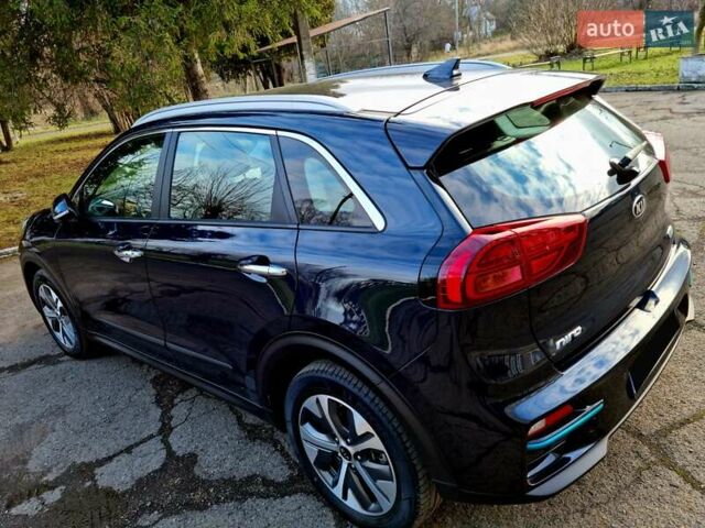 Синий Киа Niro, объемом двигателя 0 л и пробегом 67 тыс. км за 19399 $, фото 9 на Automoto.ua