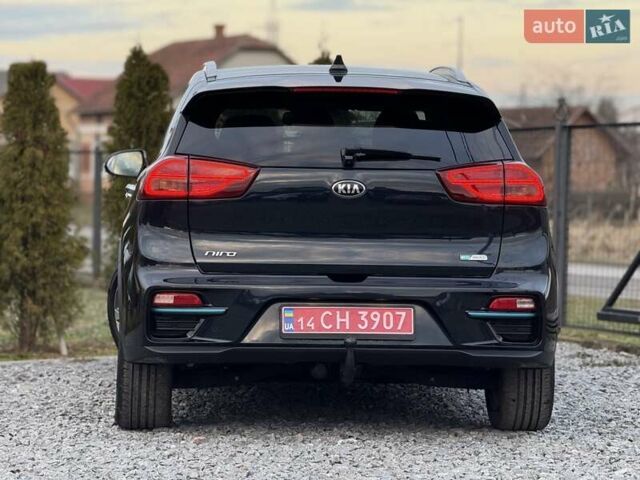 Синій Кіа Niro, об'ємом двигуна 0 л та пробігом 81 тис. км за 19350 $, фото 28 на Automoto.ua