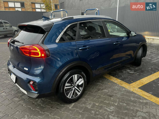 Синий Киа Niro, объемом двигателя 1.58 л и пробегом 58 тыс. км за 24500 $, фото 11 на Automoto.ua