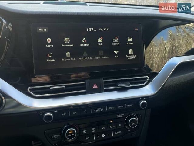 Синій Кіа Niro, об'ємом двигуна 0 л та пробігом 84 тис. км за 18500 $, фото 22 на Automoto.ua