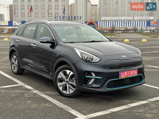Синій Кіа Niro, об'ємом двигуна 0 л та пробігом 133 тис. км за 18900 $, фото 70 на Automoto.ua