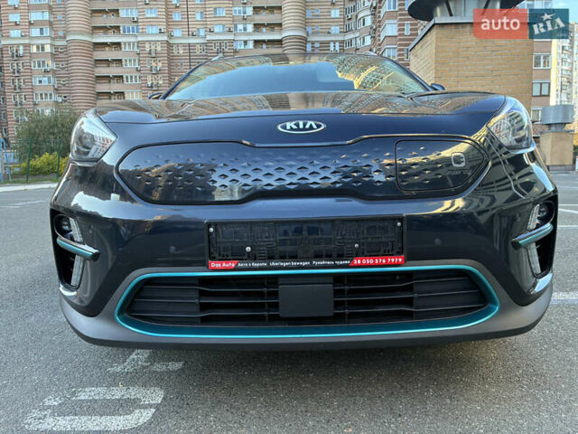 Киа Niro 2020 в Киеве на Automoto.ua Синий Киа Niro, объемом двигателя 0 л и пробегом 131 тыс. км за 17999 $, фото 1 на Automoto.ua