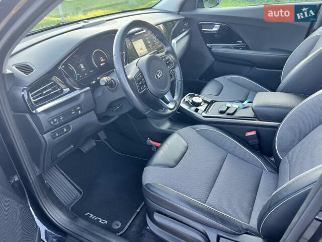 Синій Кіа Niro, об'ємом двигуна 0 л та пробігом 112 тис. км за 19500 $, фото 33 на Automoto.ua