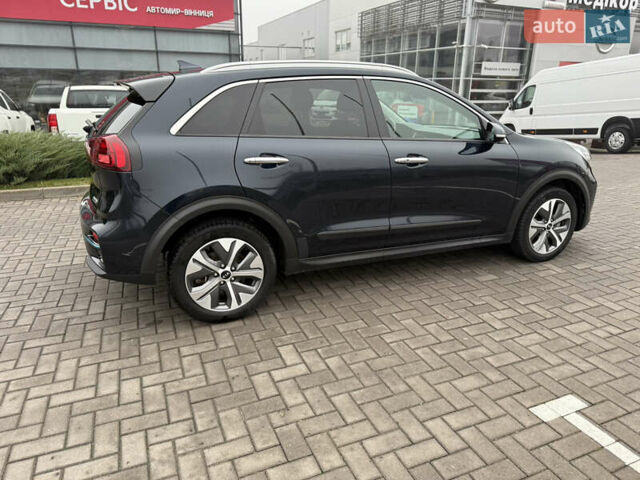 Синій Кіа Niro, об'ємом двигуна 0 л та пробігом 158 тис. км за 18600 $, фото 14 на Automoto.ua