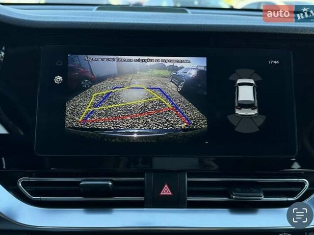 Синий Киа Niro, объемом двигателя 0 л и пробегом 58 тыс. км за 22900 $, фото 8 на Automoto.ua