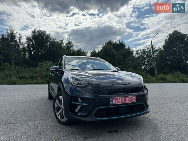 Синий Киа Niro, объемом двигателя 0 л и пробегом 116 тыс. км за 17800 $, фото 2 на Automoto.ua