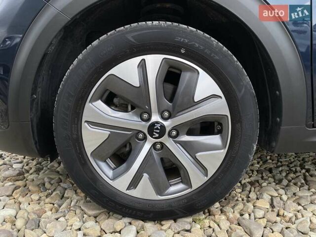 Синий Киа Niro, объемом двигателя 0 л и пробегом 72 тыс. км за 21700 $, фото 24 на Automoto.ua