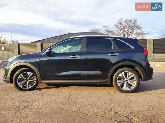 Синій Кіа Niro, об'ємом двигуна 0 л та пробігом 120 тис. км за 19890 $, фото 19 на Automoto.ua