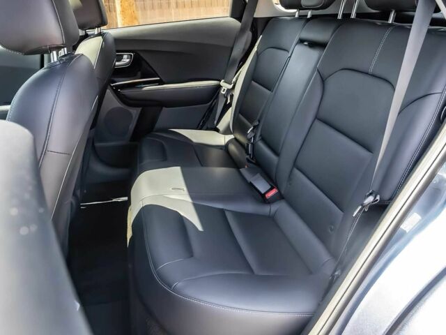 Синий Киа Niro, объемом двигателя 1.6 л и пробегом 40 тыс. км за 9400 $, фото 16 на Automoto.ua