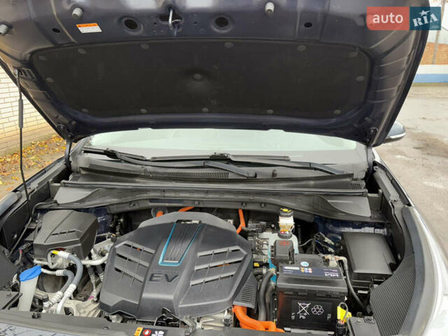 Синий Киа Niro, объемом двигателя 0 л и пробегом 115 тыс. км за 19900 $, фото 67 на Automoto.ua