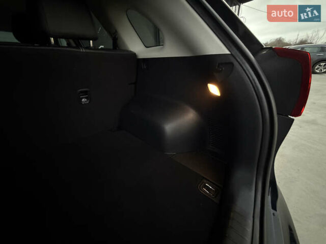 Синий Киа Niro, объемом двигателя 0 л и пробегом 135 тыс. км за 18999 $, фото 27 на Automoto.ua