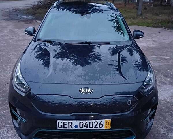 Синій Кіа Niro, об'ємом двигуна 0 л та пробігом 157 тис. км за 17800 $, фото 4 на Automoto.ua