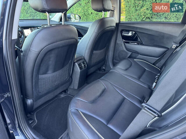Синий Киа Niro, объемом двигателя 0 л и пробегом 138 тыс. км за 17800 $, фото 39 на Automoto.ua