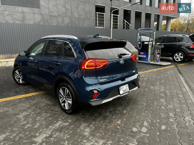 Синий Киа Niro, объемом двигателя 1.58 л и пробегом 58 тыс. км за 24500 $, фото 7 на Automoto.ua