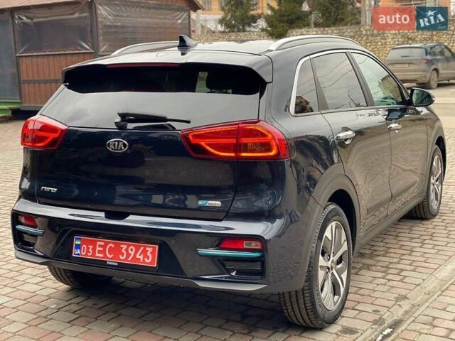 Синий Киа Niro, объемом двигателя 0 л и пробегом 126 тыс. км за 19200 $, фото 35 на Automoto.ua
