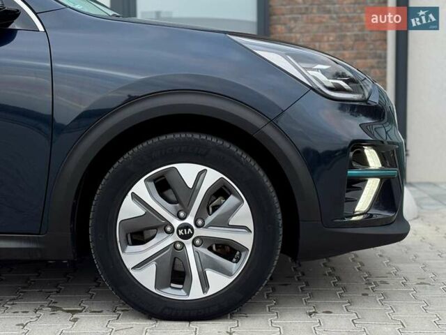 Синий Киа Niro, объемом двигателя 0 л и пробегом 95 тыс. км за 20500 $, фото 28 на Automoto.ua